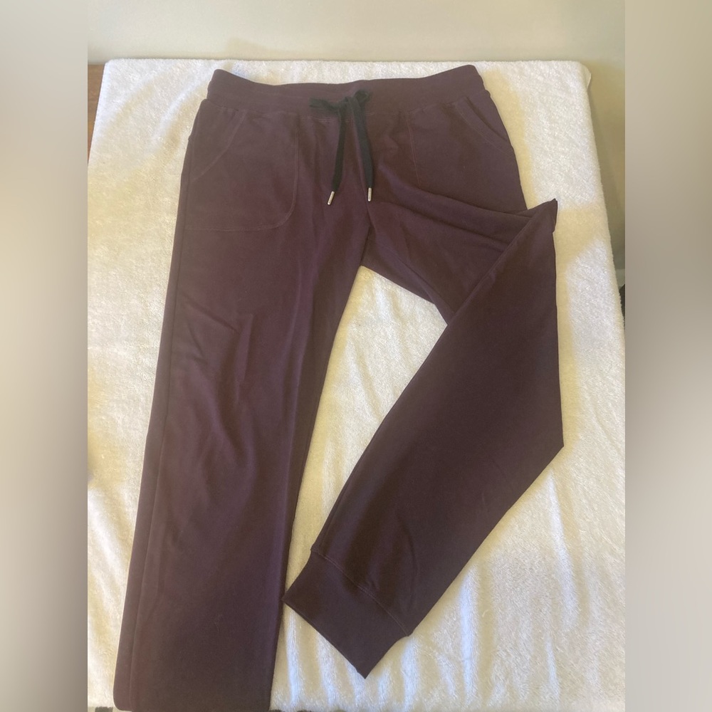 Zyia plum joggers, women’s large